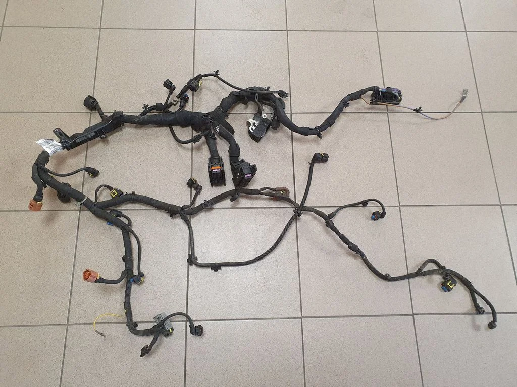 Engine installation wiring loom 22744340