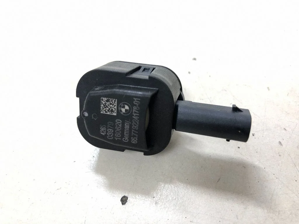 Airbag deployment crash/impact sensor 9224178