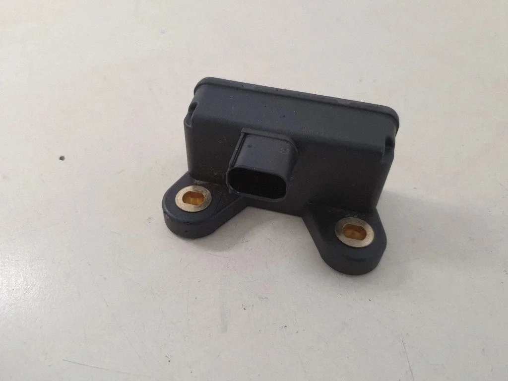 ESP acceleration yaw rate sensor – Volvo V70 (2008-2013)