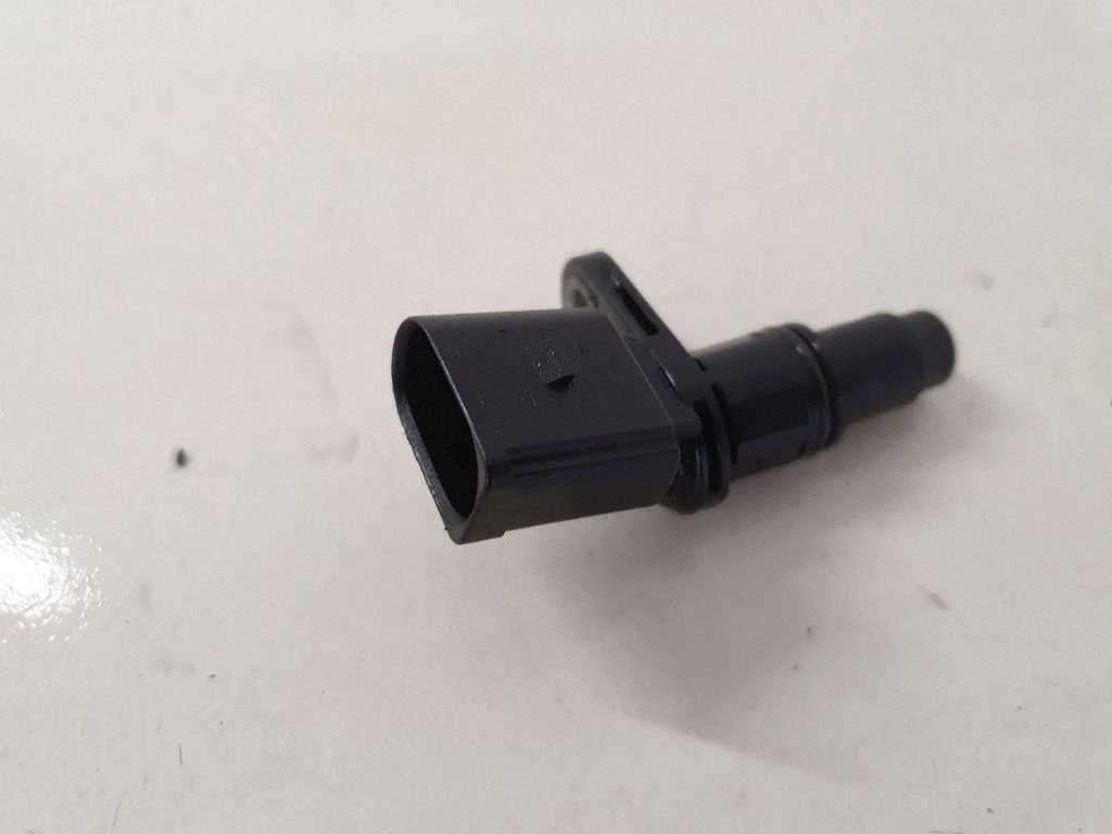Crankshaft position sensor 070907601A