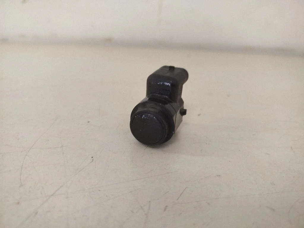 Parkošanās sensors PDC 9G9215K859EA