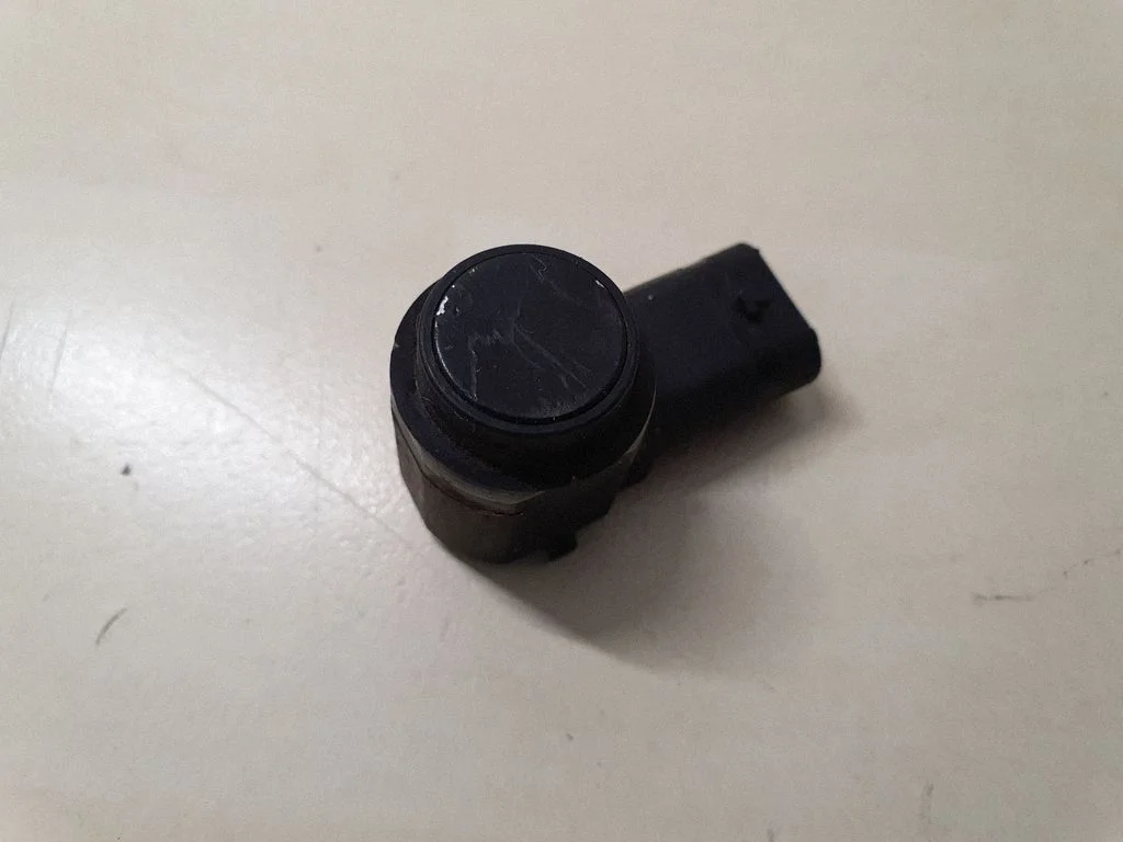 Parkošanās sensors PDC 8A6T15K859AA