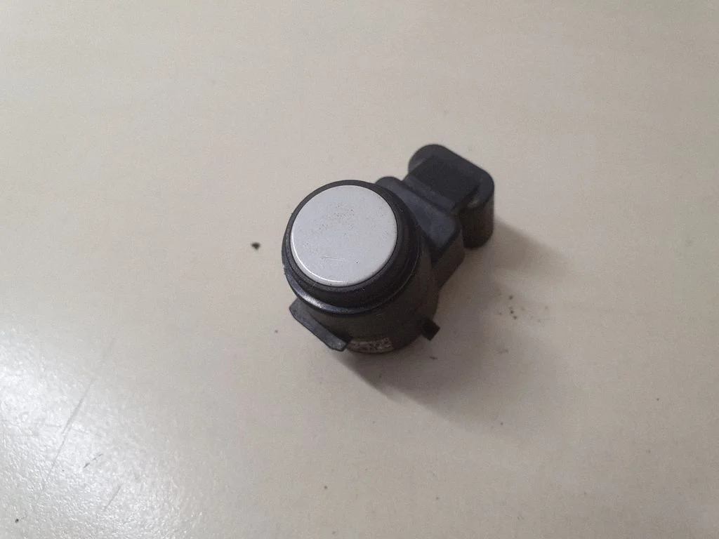 Parkošanās sensors PDC – BMW 1. sērija E81 E87 (2004-2011)