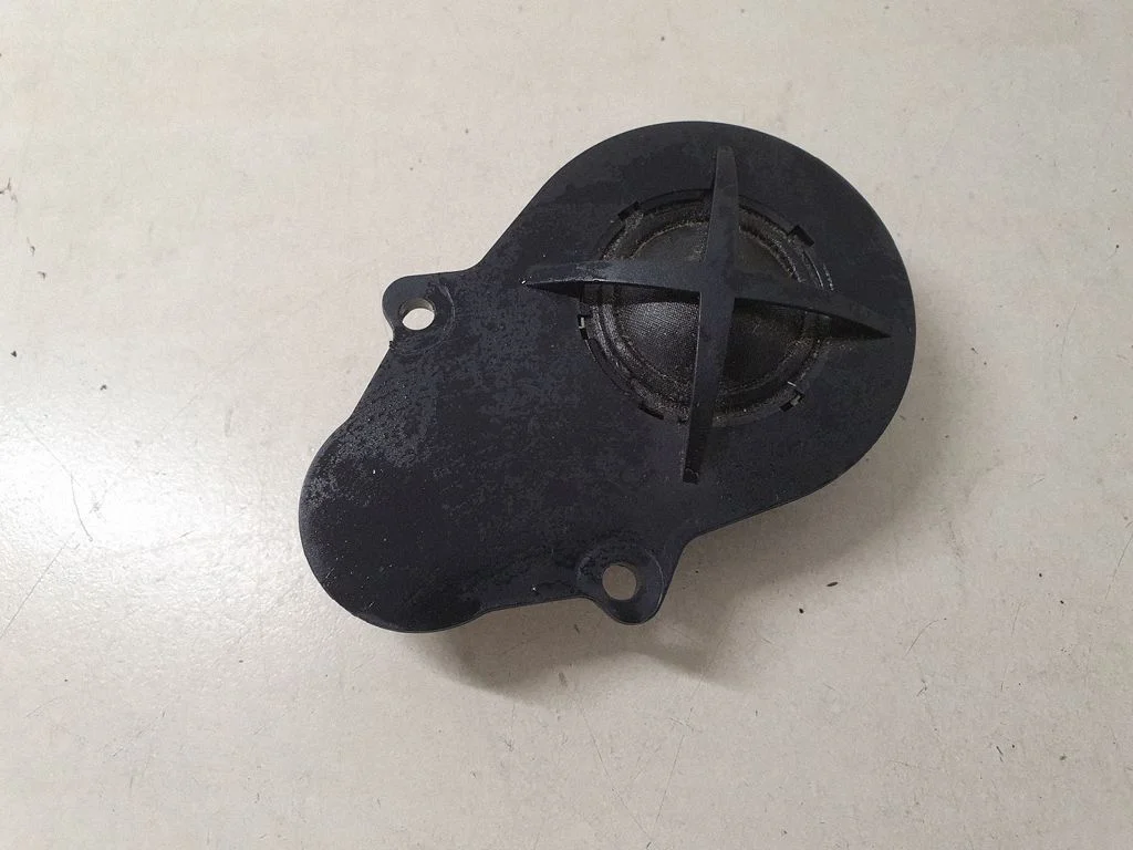 Front door high frequency speaker 7M3035411C