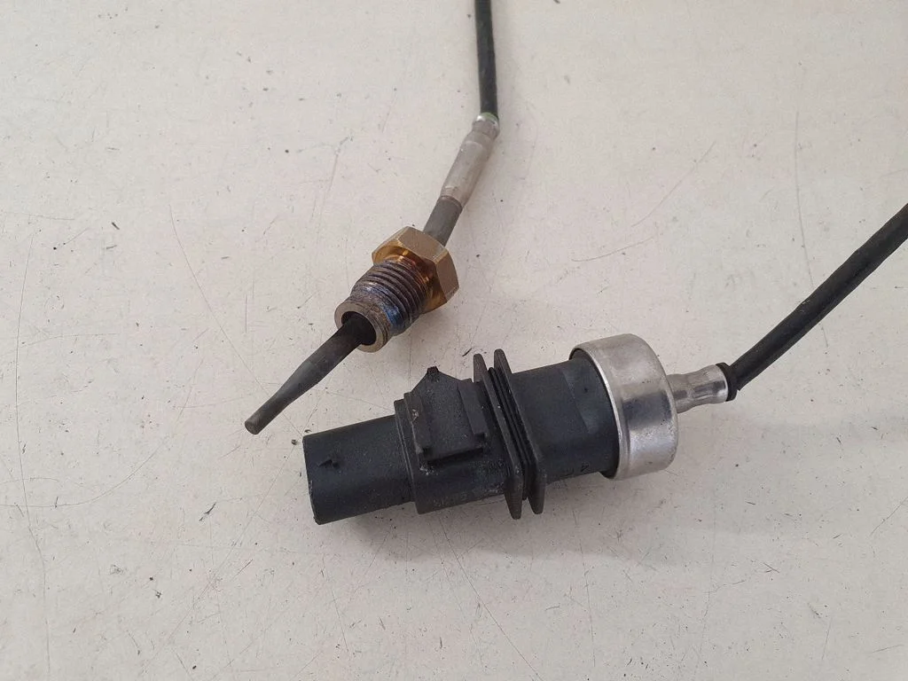 Exhaust gas temperature sensor 95B919529A