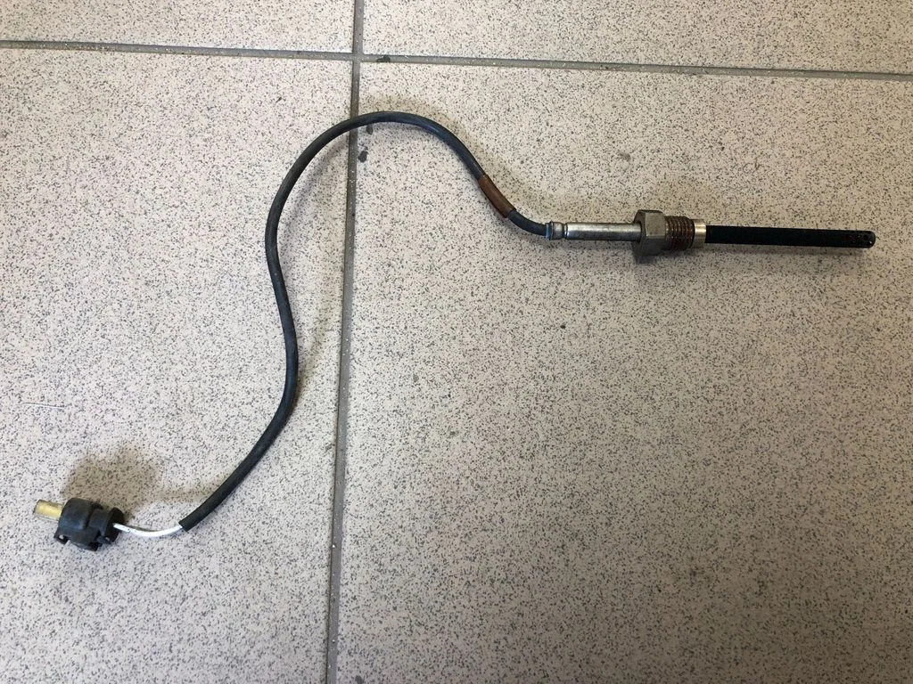 Exhaust gas temperature sensor A0051534228