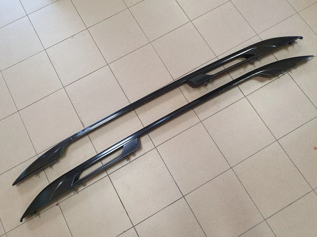 Katuse pikivardad „sarved" – Subaru Forester SH (2008-2013)