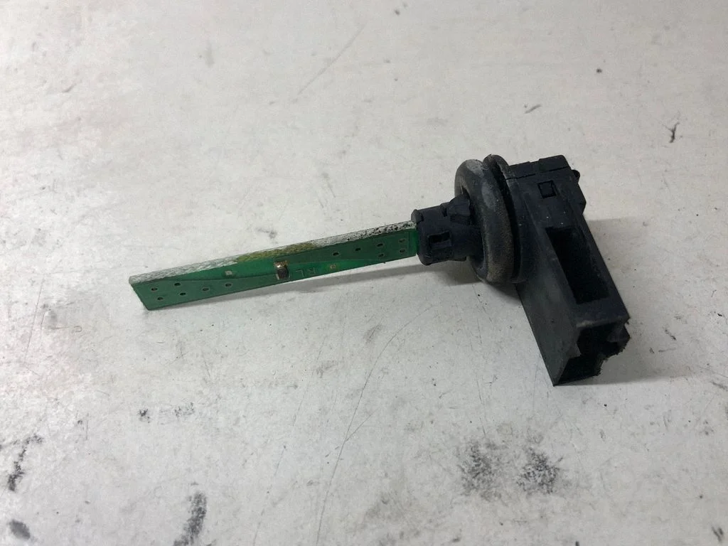 Salongi temperatuuri andur 4B0820539