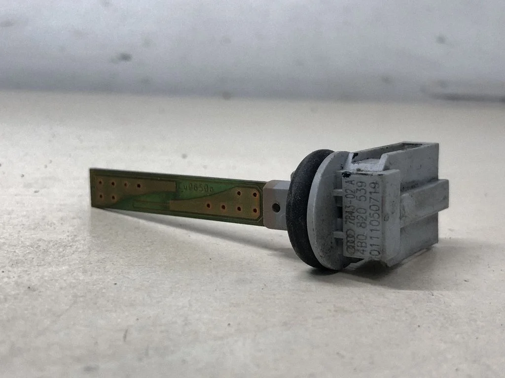 Salona temperatūras sensors 4B0820539