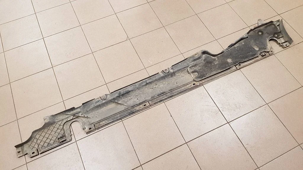 Külgmine põhjakaitse – Porsche Cayenne (92A) (2010-2017)