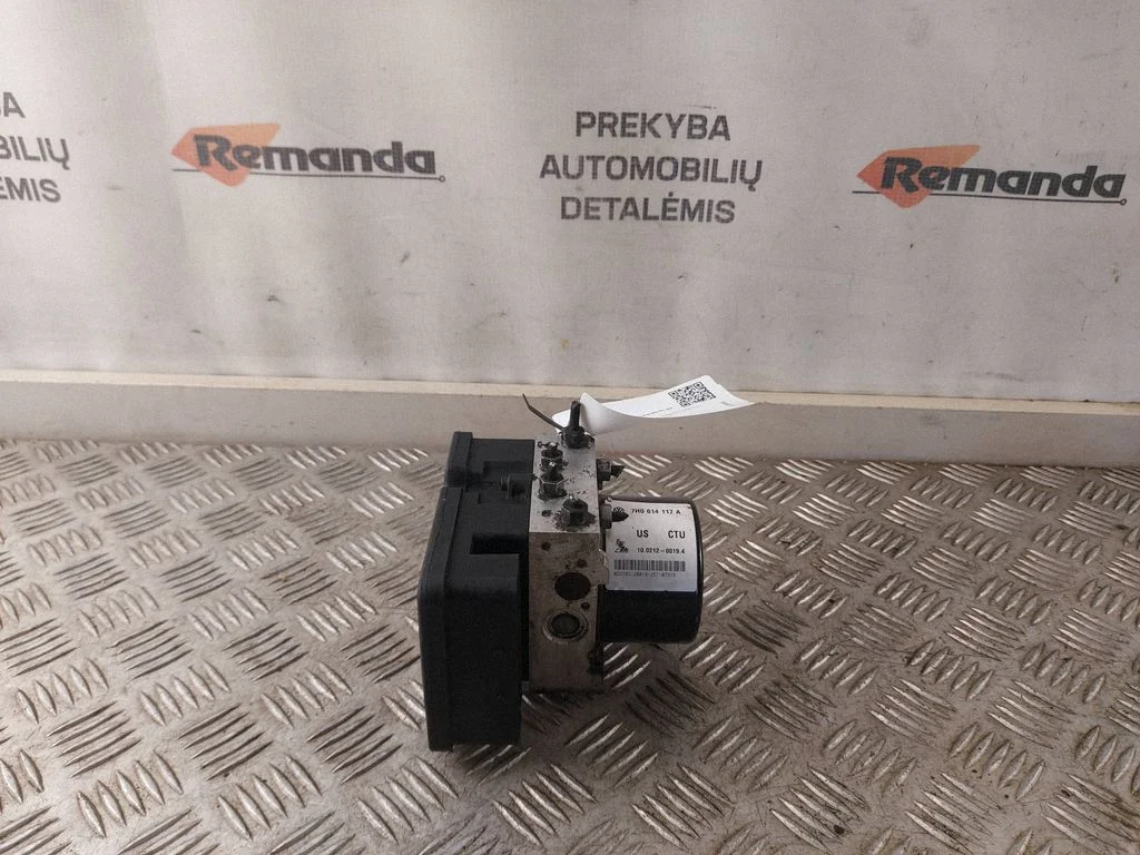 ABS block – Volkswagen Transporter - Caravelle T5 (2003-2015)