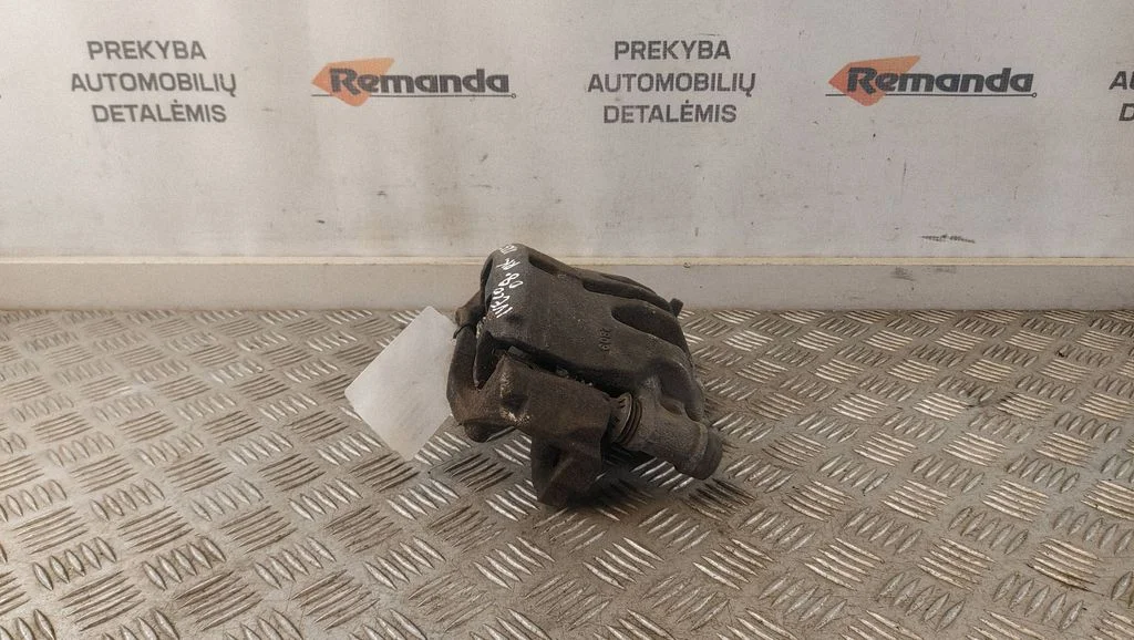 Esimene pidurisadul – eesmine vasak