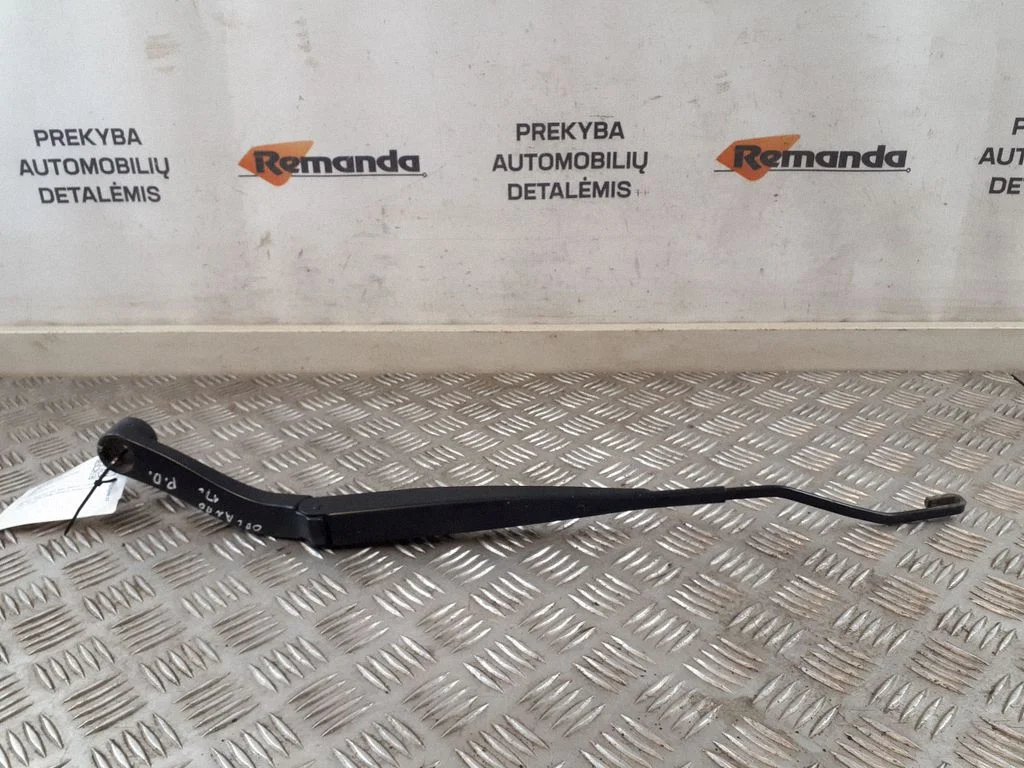 Front wiper blade arm 96893317