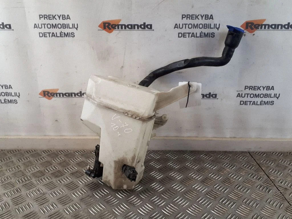 Logu mazgāšanas šķidruma tvertne 30784234