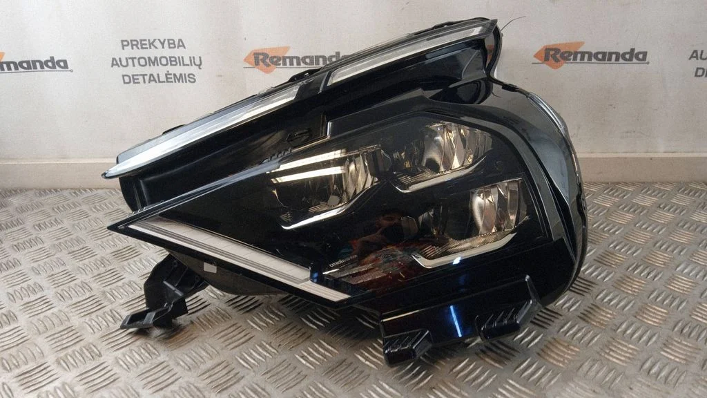 Headlight/headlamp 73243673