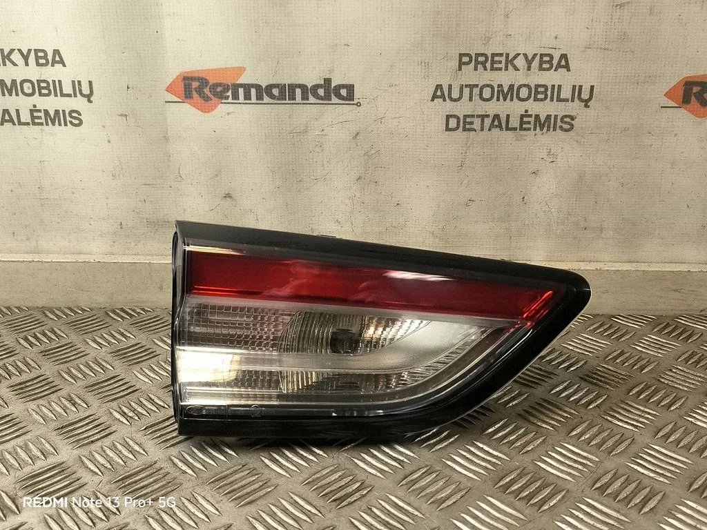 Tailgate rear/tail lights CX482LG