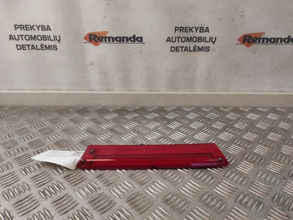 Papildu stopgaismas lukturis 8A6113A613