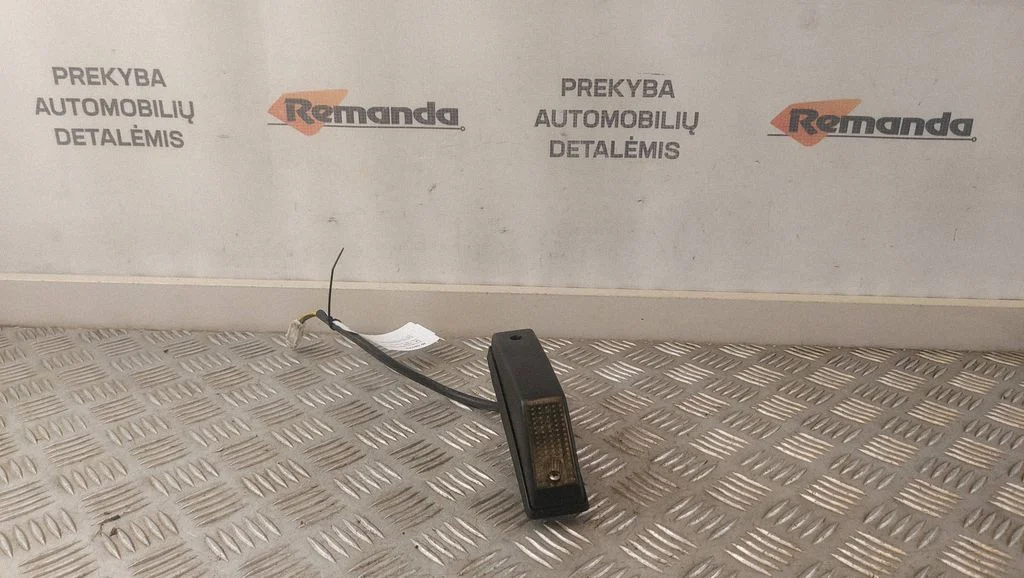 Atbulinės eigos žibintas