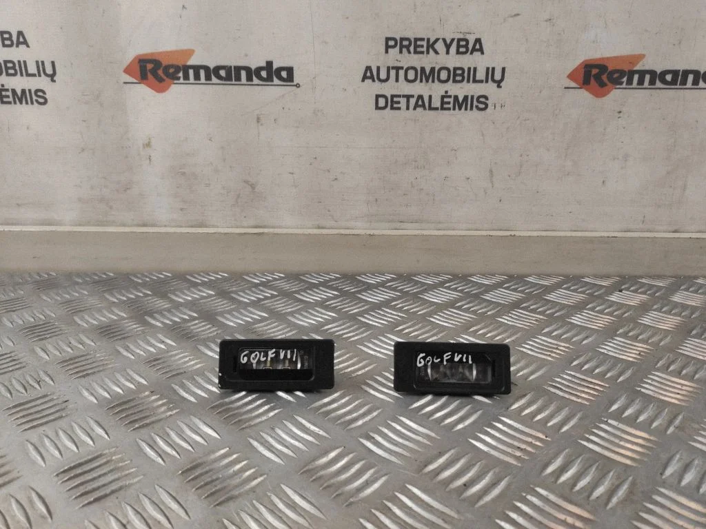 Numura zīmes apgaismojums 3AF943021