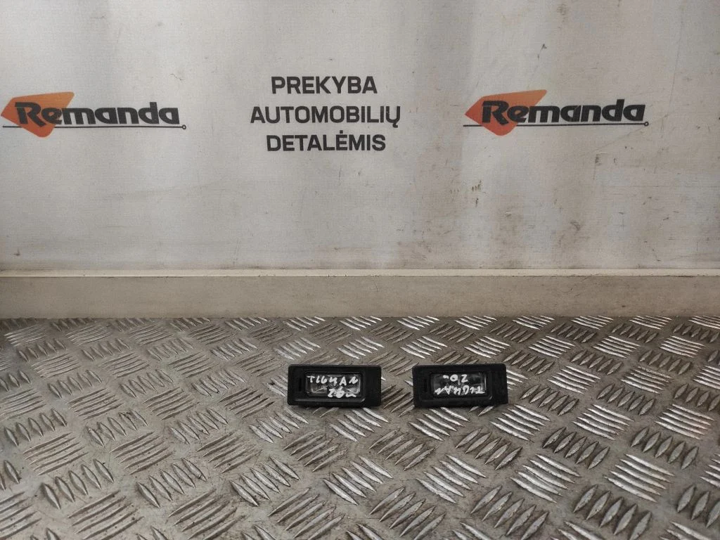 Numura zīmes apgaismojums 5NA943021