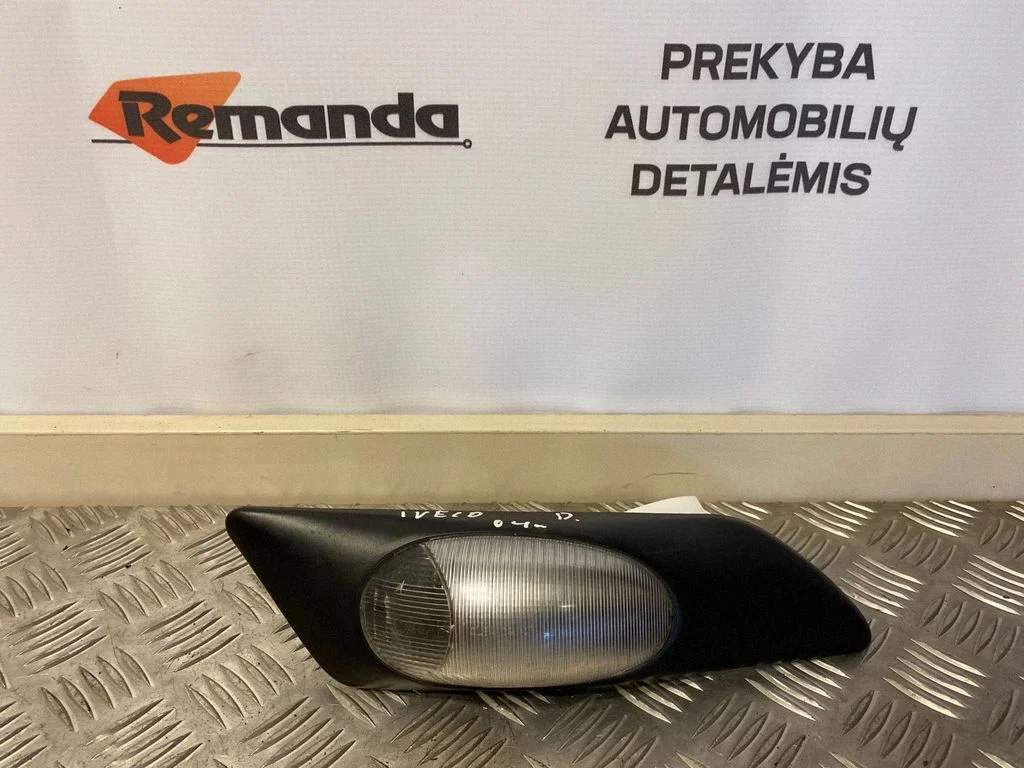 Kierunkowskaz w błotniku 500322577