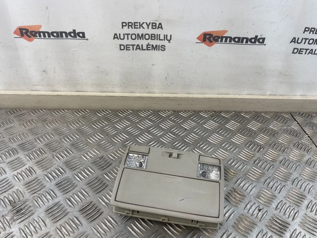 Front seat light GK2A69970