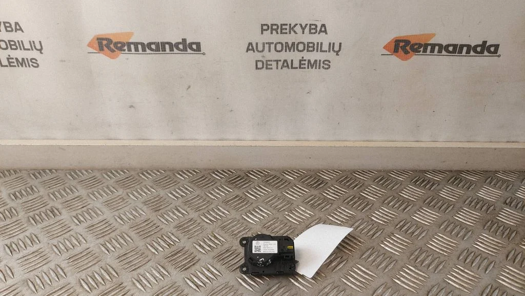 Oro sklendės varikliukas