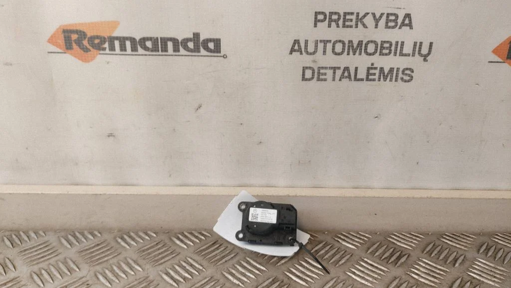 Oro sklendės varikliukas