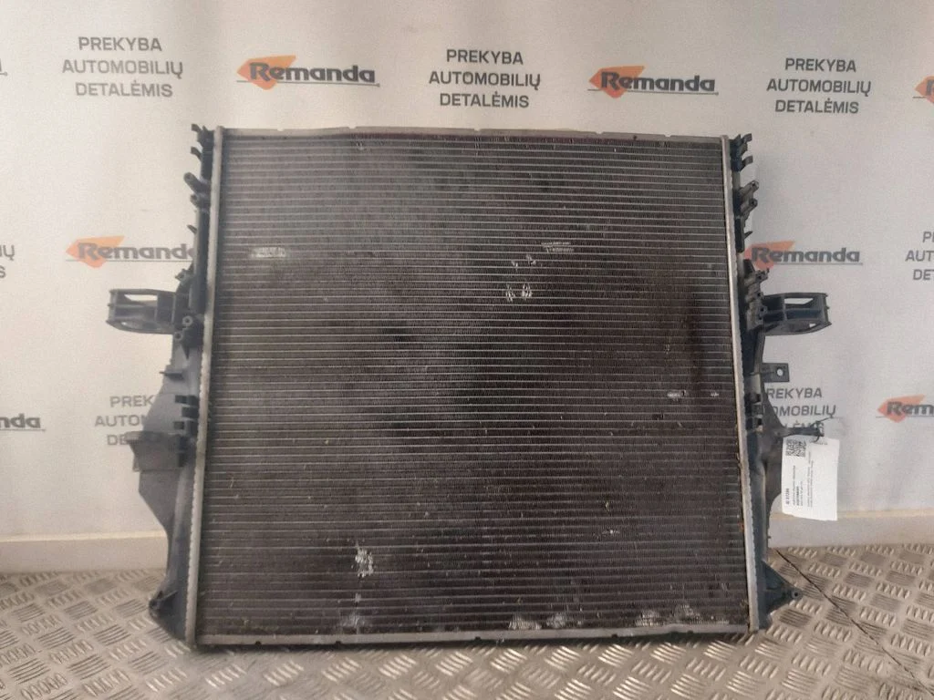 Dzesēšanas šķidruma radiators 8A4960000