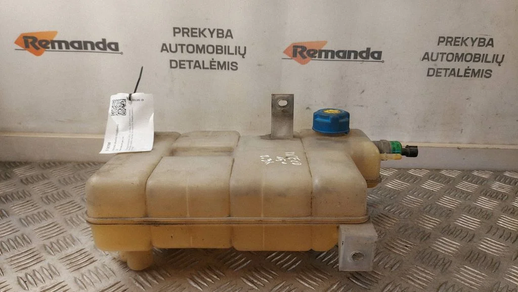 Jahutusvedeliku paisupaak 5801303409