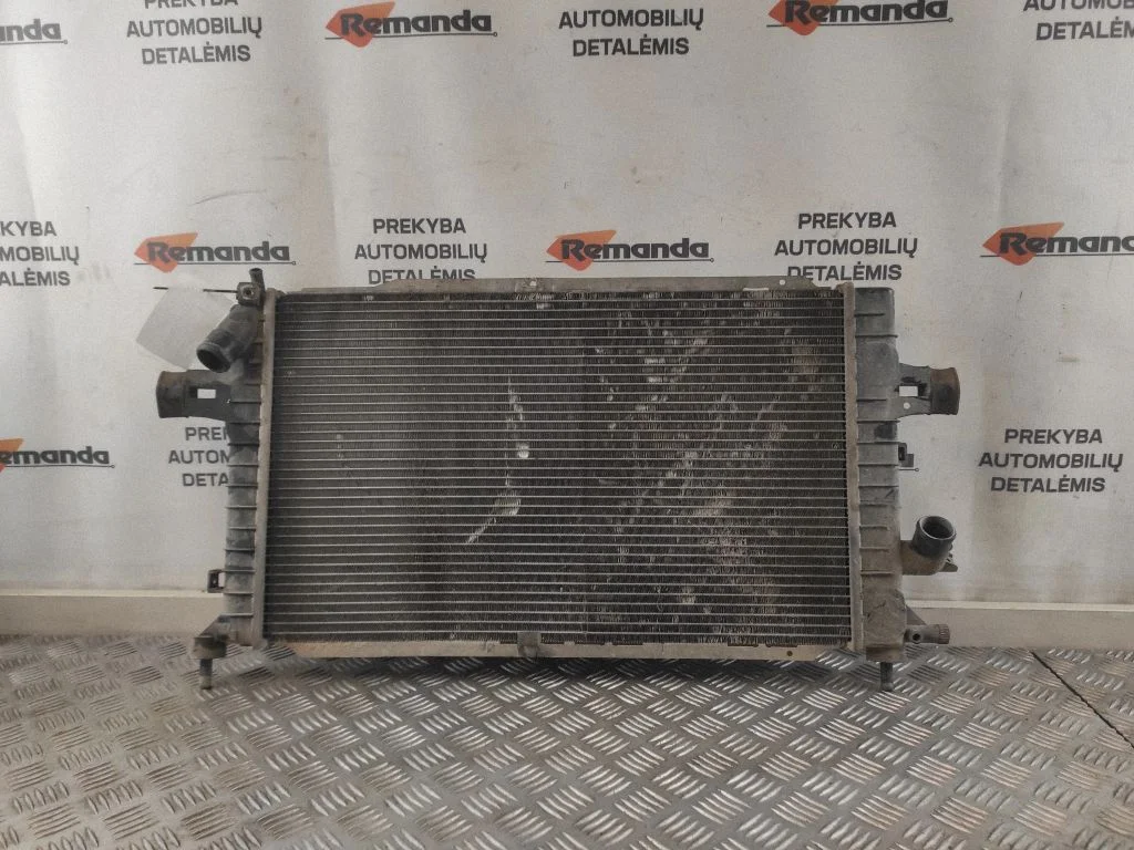 Chłodnica wody 8MK376781041