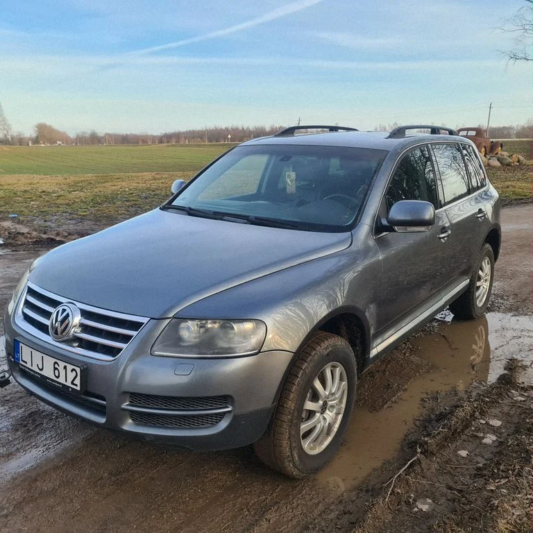 Volkswagen Touareg