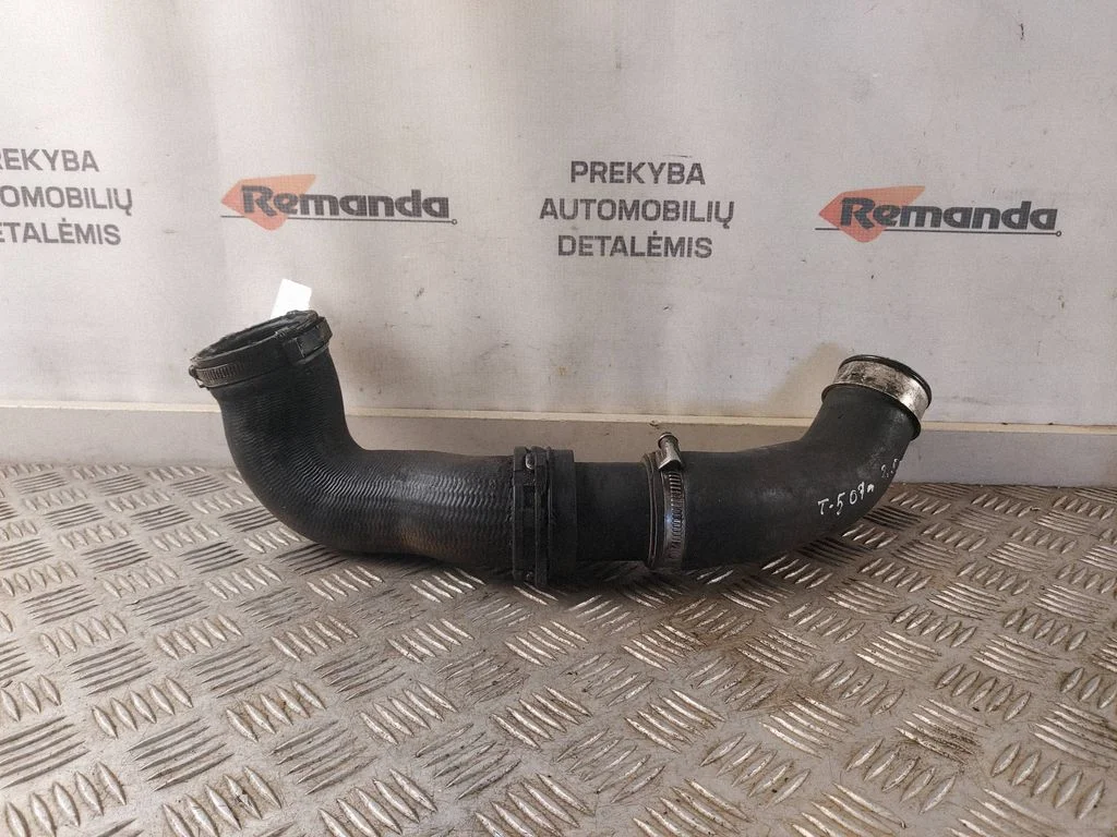 Intercooler hose/pipe 7H0145955L