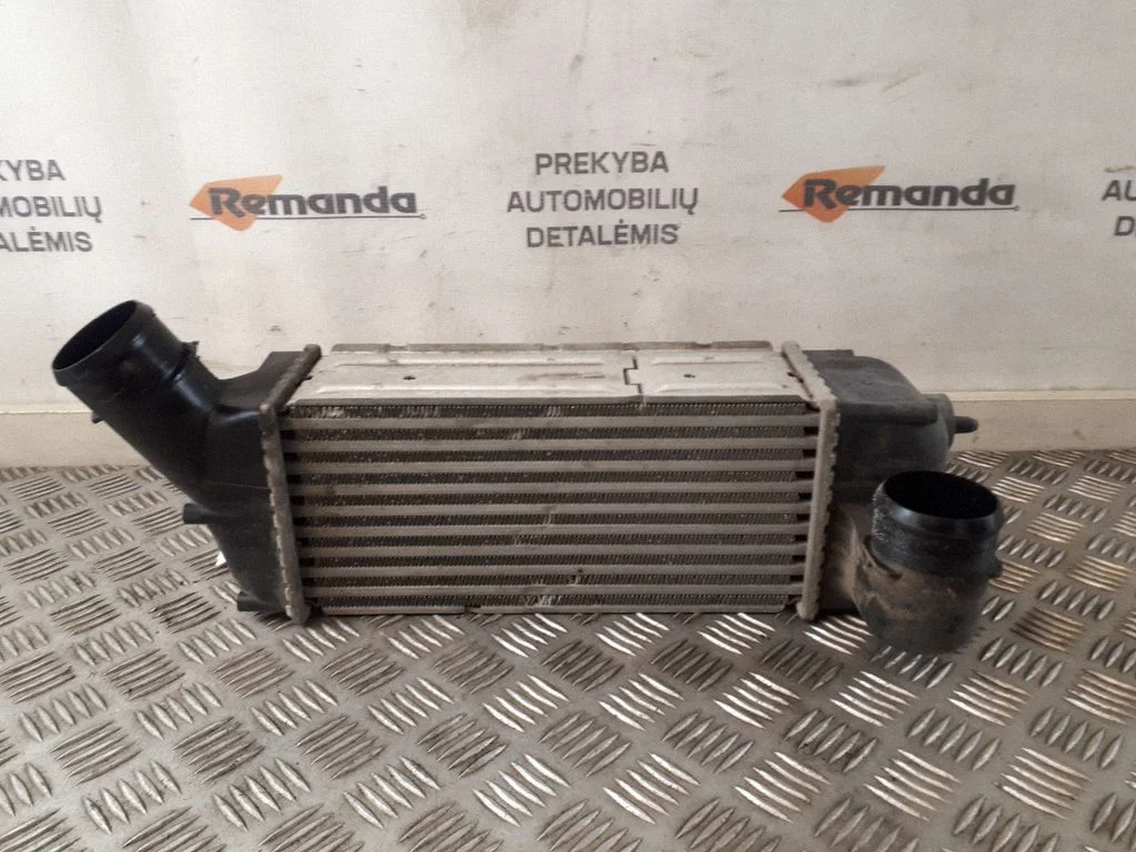 Starpdzesētāja (interkūlera) radiators 9656897180