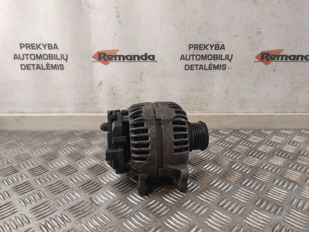 Generator/alternator 06F903023