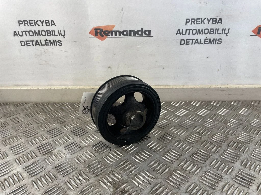 Kloķvārpstas skriemelis A6420300103