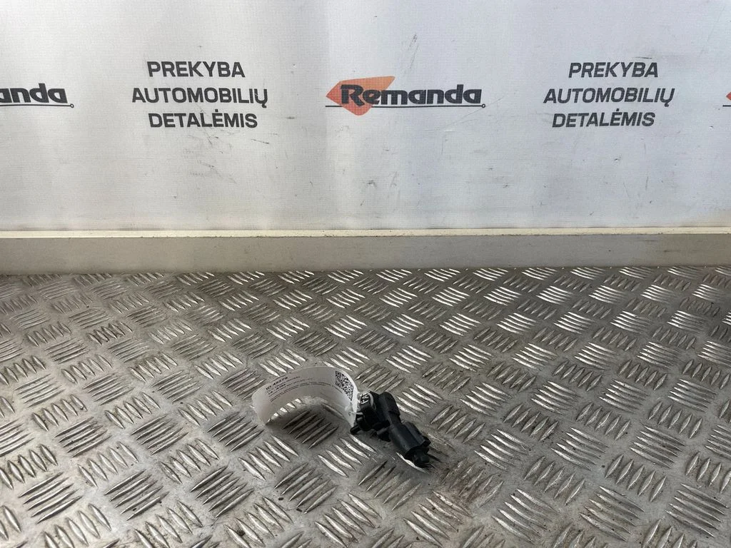 Gaisa spiediena devējs 038906051