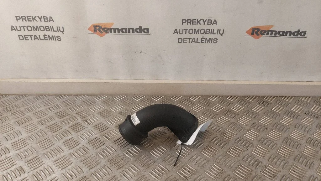 Oro vamzdis į turbiną