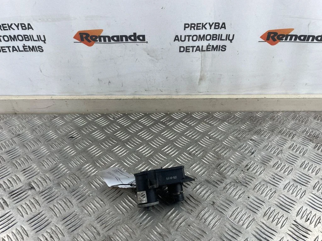 Sklendės valdymo varikliukas