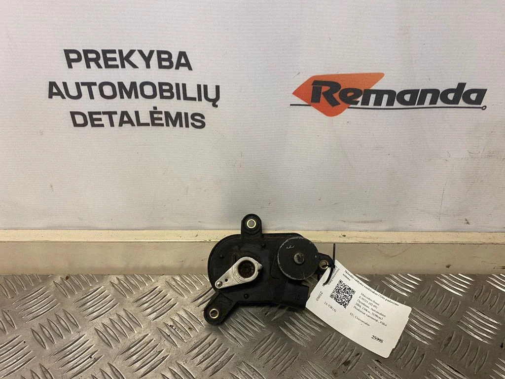 Sklendės valdymo varikliukas