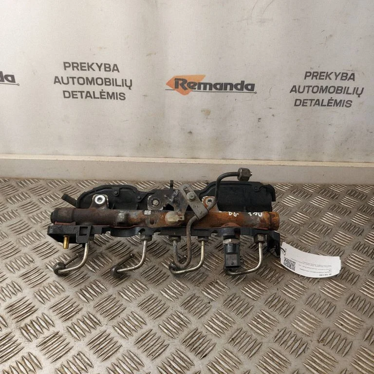 Degvielas maģistrālā caurule H418277