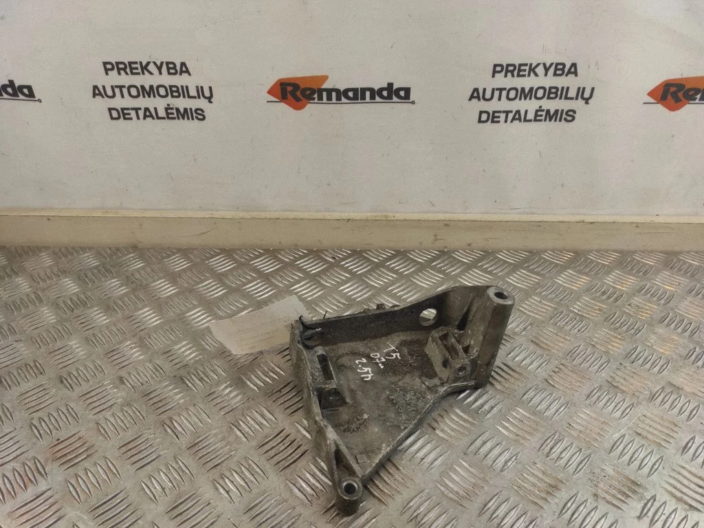 Generatoriaus kronšteinas