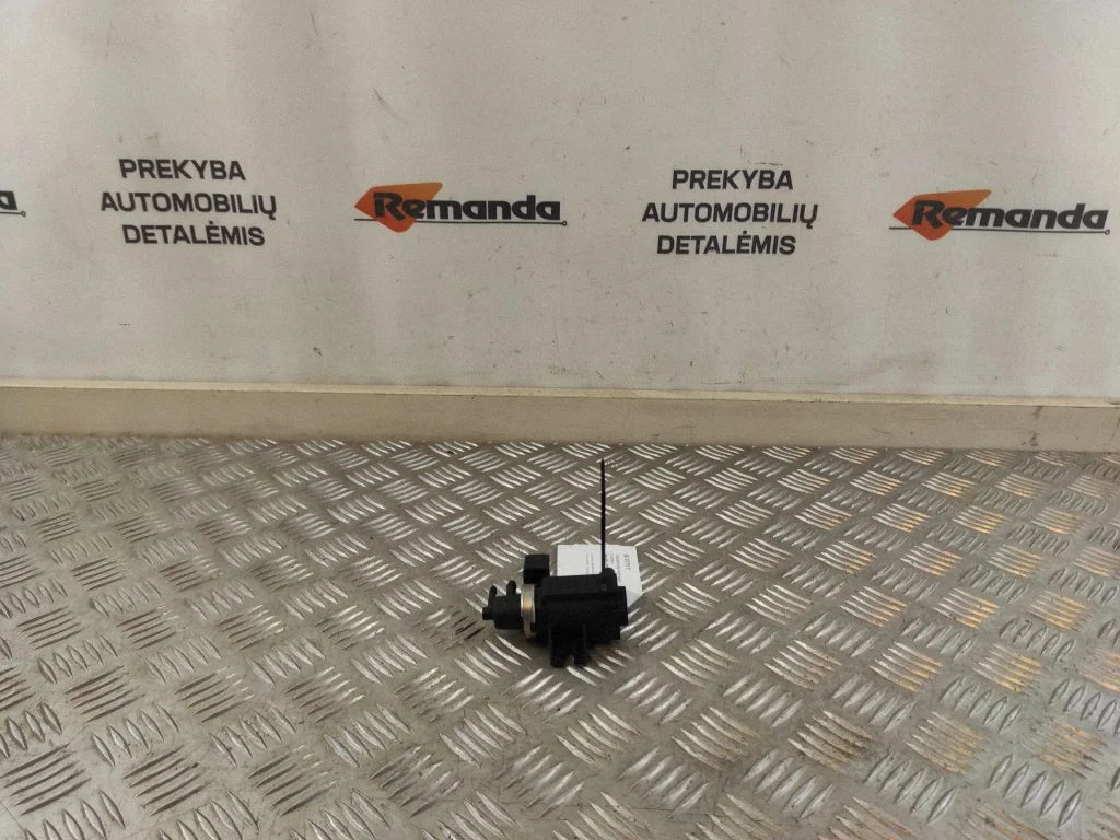 Vakuuminis vožtuvas