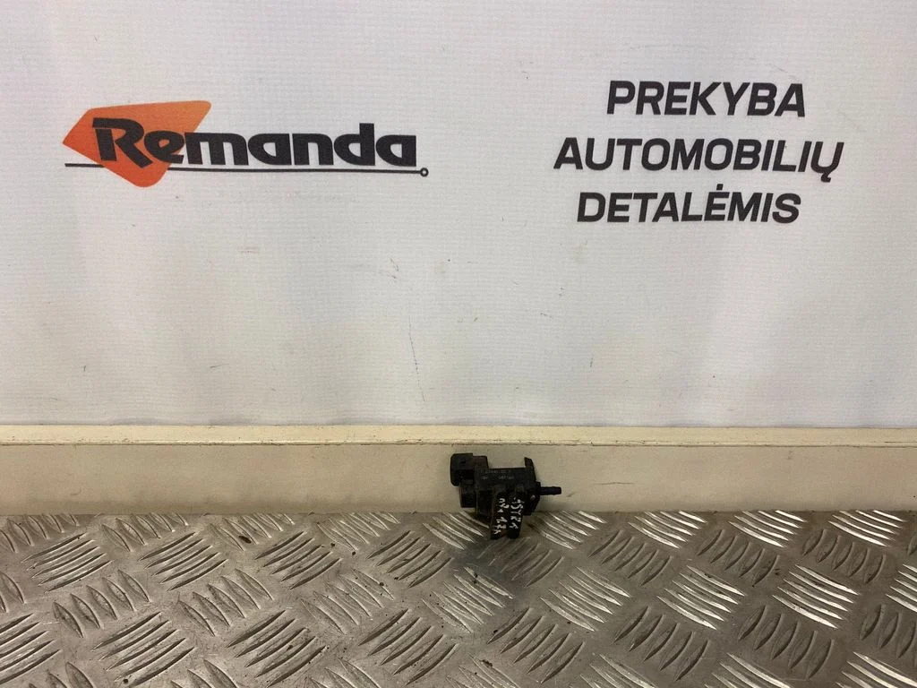 Vakuuminis vožtuvas