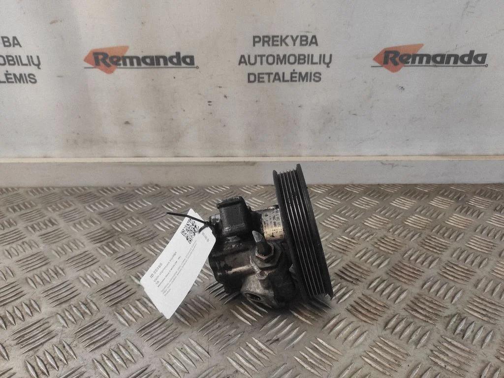 Roolivõimendi pump A0024667401