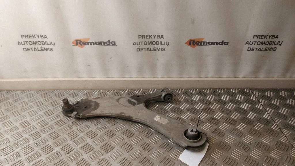 Front lower control arm/wishbone – front left