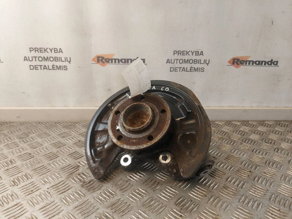 Rear wheel hub spindle/knuckle – Mercedes-Benz CLA-Class C117 X117 W117 (2013-2019)