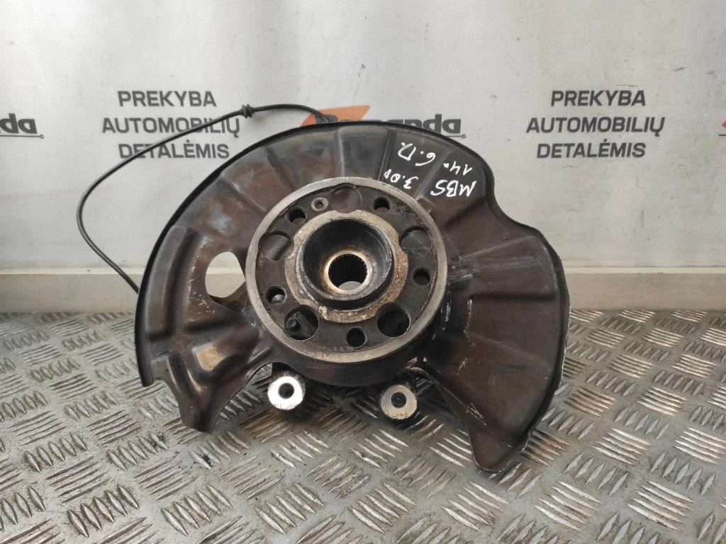 Rear wheel hub A2224230120