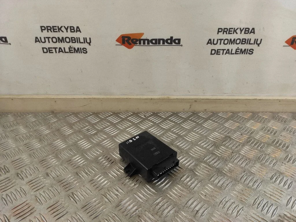 Oro pakabos valdymo blokas (galinės)
