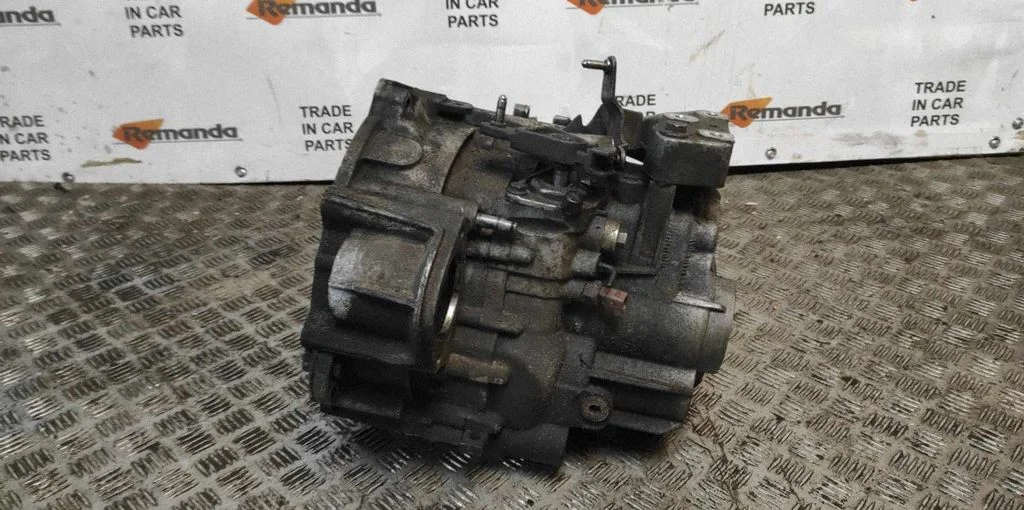 Mechaninė 6 pavarų dėžė